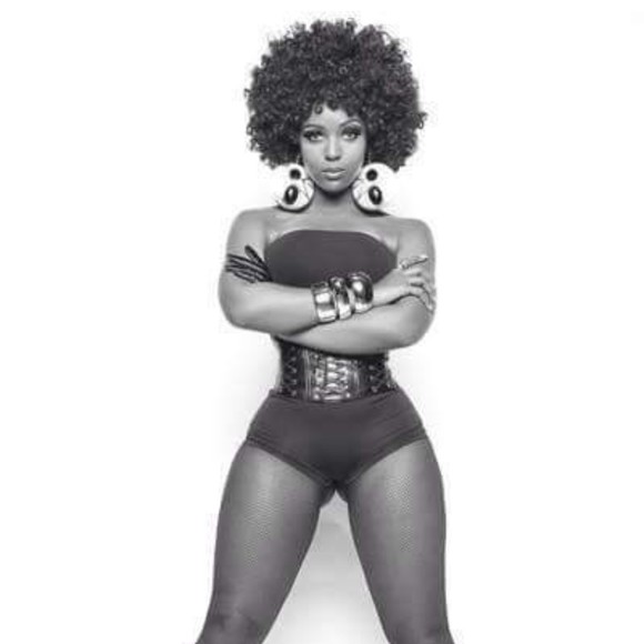 Meet your Posher, Colette - Picture 1 of 1